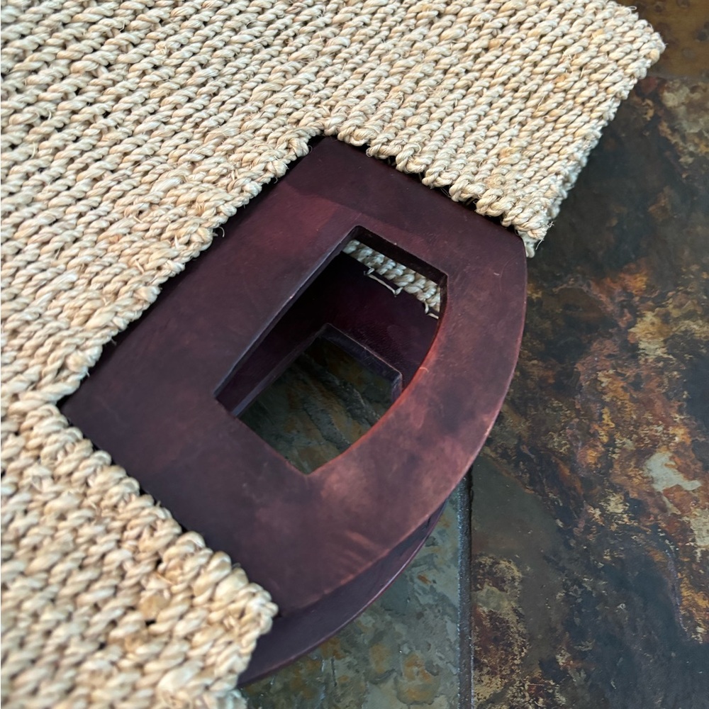 Woven Seagrass Tote With Wooden Handle - Picture 6 of 8